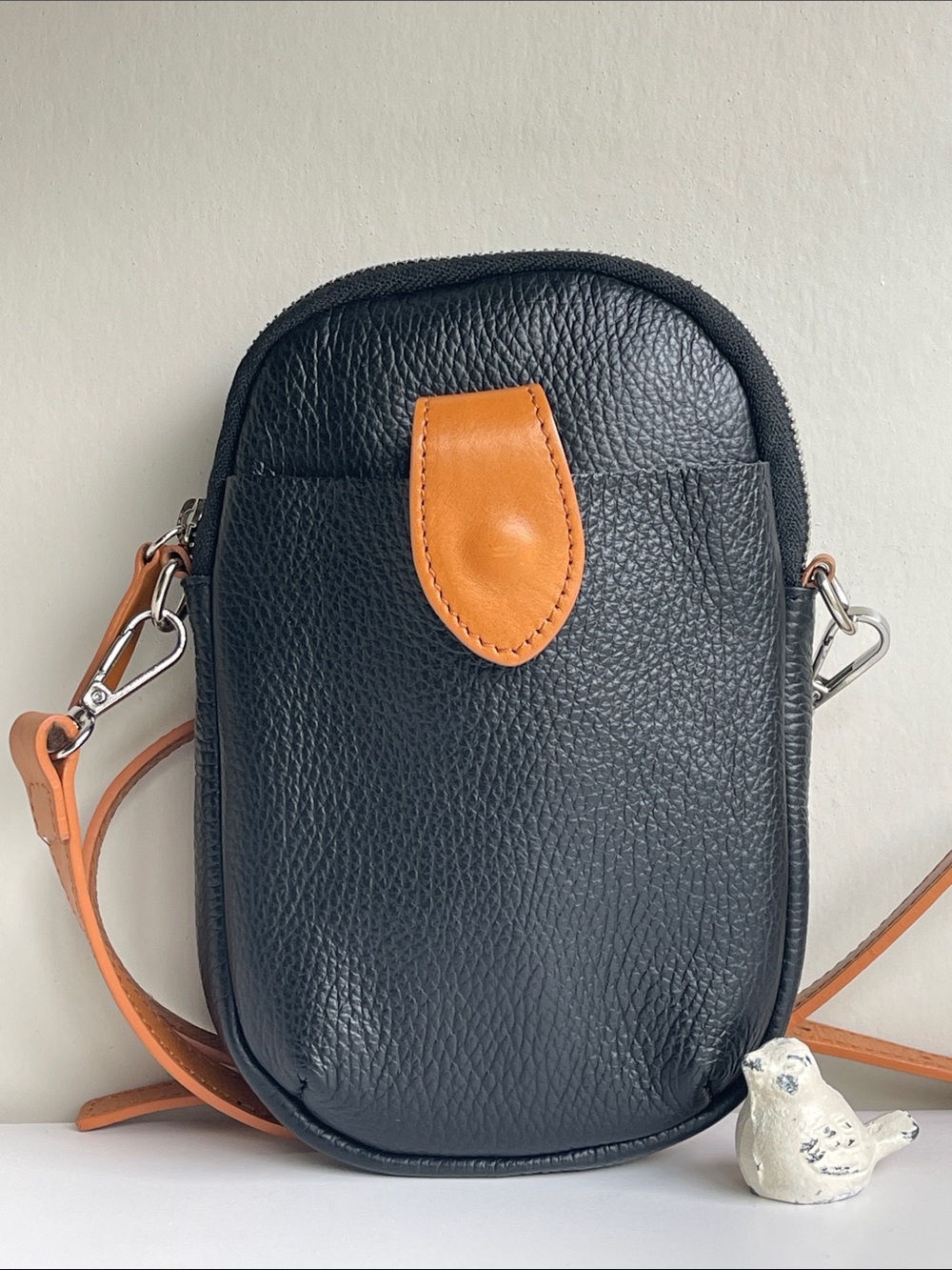 Divina Firenze Italian Genuine Leather Phone Crossbody Bag